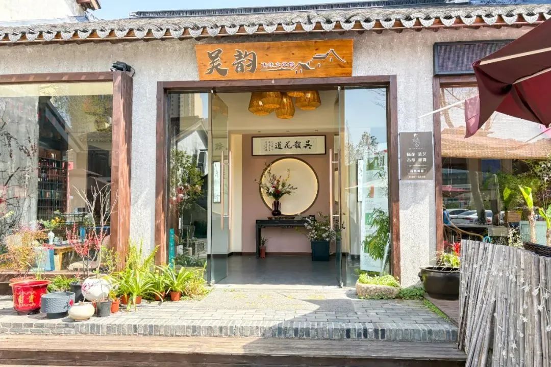 1745464453711618.jpg 1745464453711618.jpg